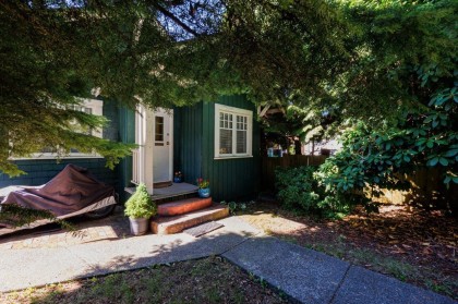 Photo 3 at 123 E Kings Road, Upper Lonsdale, North Vancouver