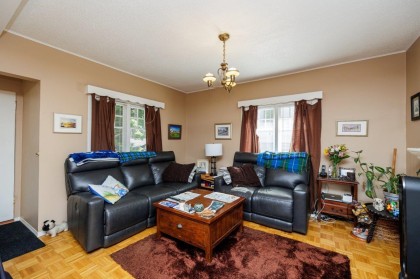 Photo 8 at 123 E Kings Road, Upper Lonsdale, North Vancouver