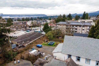 Photo 3 at 131 E Kings Road, Upper Lonsdale, North Vancouver