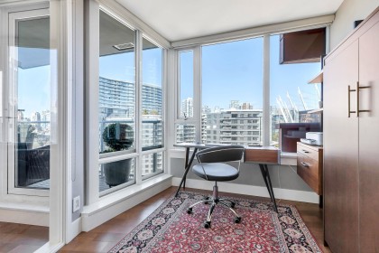 Photo 13 at 2007 - 918 Cooperage Way, Yaletown, Vancouver West