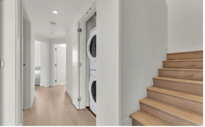 Photo 8 at 405 - 680 Seylynn Crescent, Lynnmour, North Vancouver