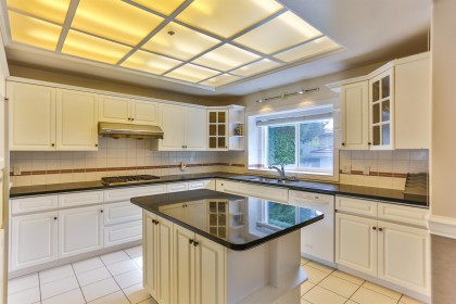 Photo 5 at 2868 W 36th Avenue, MacKenzie Heights, Vancouver West