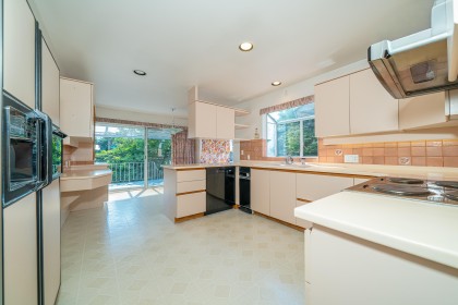 Photo 9 at 1346 Whitby Road, Chartwell, West Vancouver