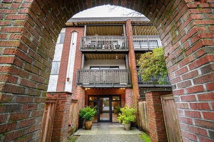 Photo 6 at 208 - 211 W 3rd Street, Lower Lonsdale, North Vancouver