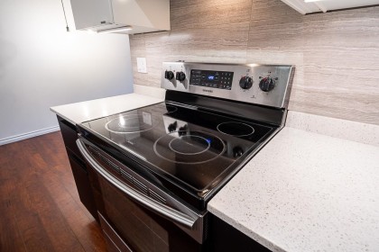 Photo 15 at 208 - 211 W 3rd Street, Lower Lonsdale, North Vancouver