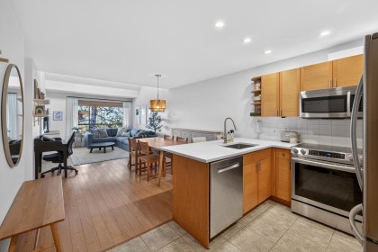 Photo 2 at 330 - 210 W 2nd Street, Lower Lonsdale, North Vancouver