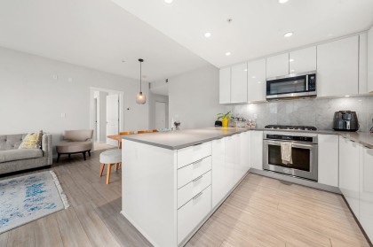 Photo 11 at 503 - 2632 Library Lane, Lynn Valley, North Vancouver