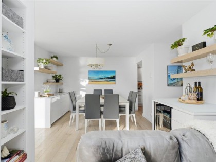 Photo 7 at 209 - 168 Chadwick Court, Lower Lonsdale, North Vancouver