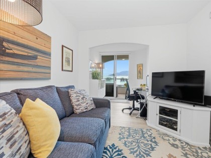 Photo 24 at 209 - 168 Chadwick Court, Lower Lonsdale, North Vancouver