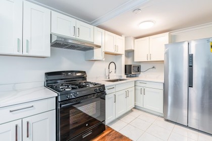 Photo 22 at 520 Ballantree Place, Glenmore, West Vancouver