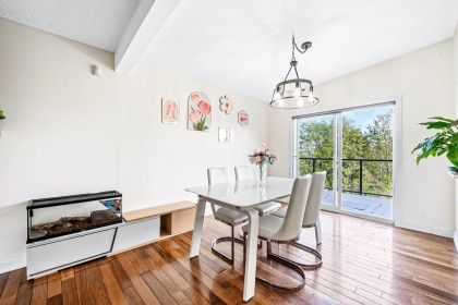 Photo 11 at 520 Ballantree Place, Glenmore, West Vancouver