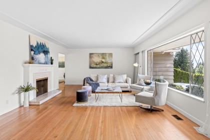 Photo 3 at 1211 Chartwell Drive, Chartwell, West Vancouver