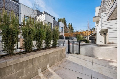 Photo 3 at 105 - 378 W 45th Avenue, Oakridge VW, Vancouver West