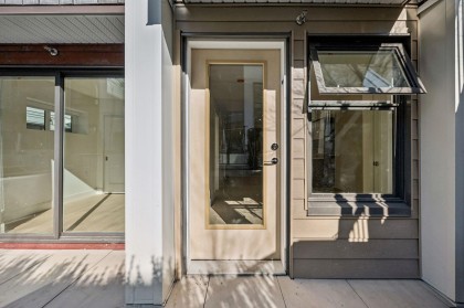 Photo 4 at 105 - 378 W 45th Avenue, Oakridge VW, Vancouver West