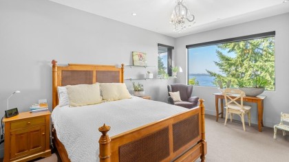 Photo 24 at 2650 Rosebery Avenue, Queens, West Vancouver