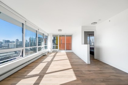 Photo 16 at 1108 - 1788 Columbia Street, False Creek, Vancouver West