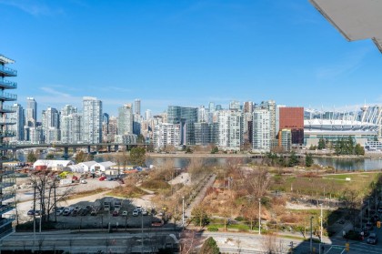 Photo 9 at 1108 - 1788 Columbia Street, False Creek, Vancouver West