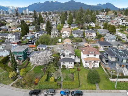 Photo 4 at 444 E 6th Street, Lower Lonsdale, North Vancouver