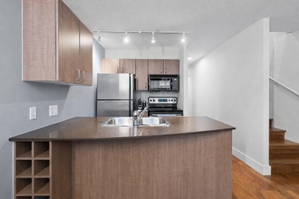 Photo 15 at 409 - 610 Granville Street, Downtown VW, Vancouver West