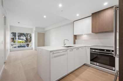 Photo 13 at 202 - 378 W 45th Avenue, Oakridge VW, Vancouver West