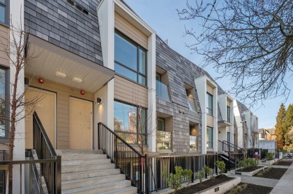 Photo 3 at 202 - 378 W 45th Avenue, Oakridge VW, Vancouver West