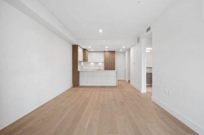 Photo 8 at 202 - 378 W 45th Avenue, Oakridge VW, Vancouver West