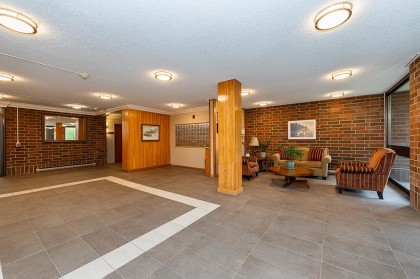 Photo 5 at 211 - 2101 Mcmullen Avenue, Quilchena, Vancouver West