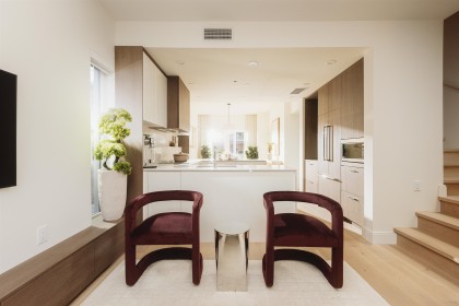 Photo 1 at 380 W 45th Avenue, Oakridge VW, Vancouver West