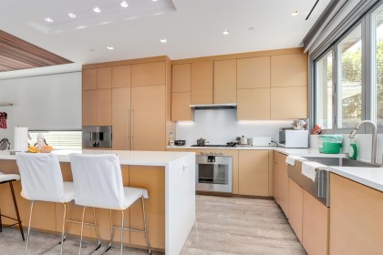 Photo 7 at 4368 W 15th Avenue, Point Grey, Vancouver West