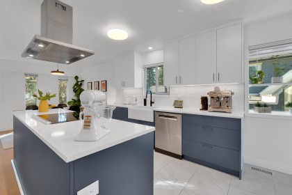 Photo 2 at 1652 Coleman Street, Lynn Valley, North Vancouver