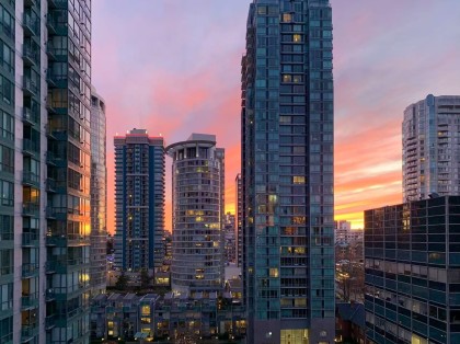 Photo 10 at 1706 - 1238 Melville Street, Coal Harbour, Vancouver West