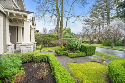 Photo 3 at 2722 W 31st Avenue, MacKenzie Heights, Vancouver West