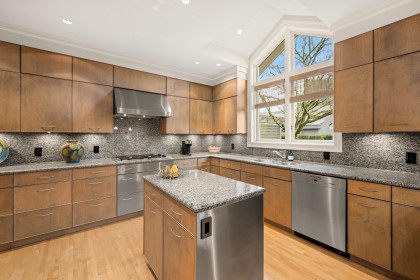 Photo 15 at 2722 W 31st Avenue, MacKenzie Heights, Vancouver West