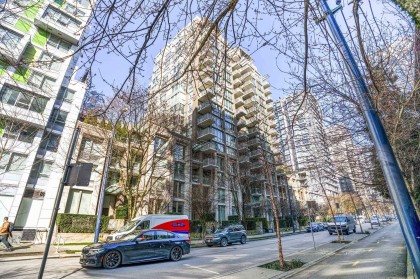 Photo 2 at 1802 - 1055 Richards Street, Yaletown, Vancouver West