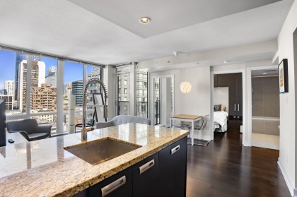 Photo 14 at 1802 - 1055 Richards Street, Yaletown, Vancouver West