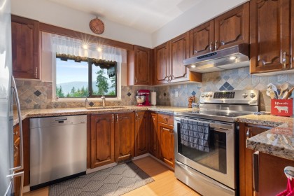 Photo 15 at 5508 Molina Road, Canyon Heights NV, North Vancouver
