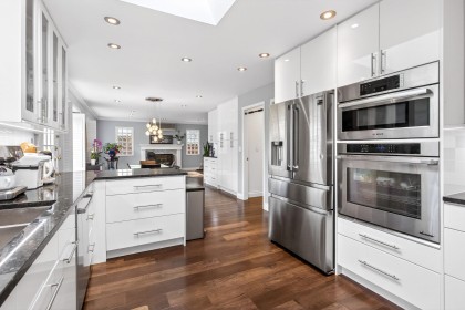 Photo 11 at 1563 W 59th Avenue, South Granville, Vancouver West