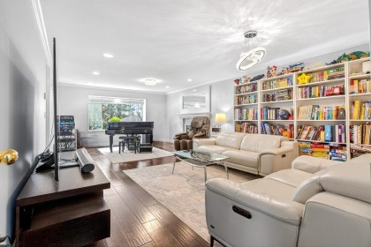 Photo 8 at 1563 W 59th Avenue, South Granville, Vancouver West