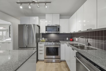 Photo 10 at 1102 - 151 W 2nd Street, Lower Lonsdale, North Vancouver