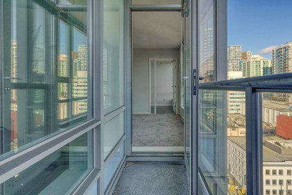 Photo 10 at 1707 - 928 Beatty Street, Yaletown, Vancouver West