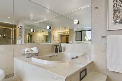 Photo 13 at 1401 - 2120 Argyle Avenue, Dundarave, West Vancouver