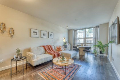 Photo 2 at 302 - 1182 W 16th Street, Norgate, North Vancouver