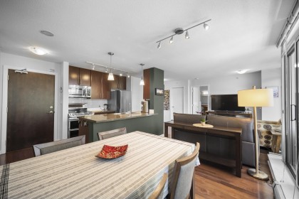 Photo 3 at 501 - 618 Abbott Street, Downtown VW, Vancouver West