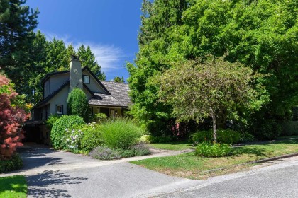 Photo 2 at 6137 Mccleery Street, Kerrisdale, Vancouver West