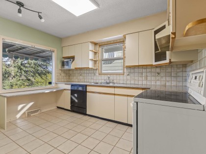 Photo 13 at 3910 W 10th Avenue, Point Grey, Vancouver West
