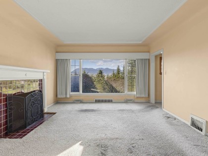 Photo 9 at 3910 W 10th Avenue, Point Grey, Vancouver West