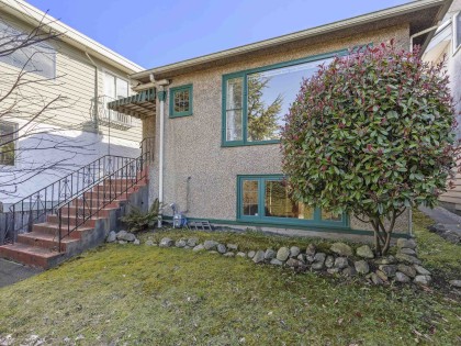 Photo 4 at 3910 W 10th Avenue, Point Grey, Vancouver West