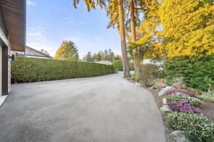 Photo 27 at 4570 Woodgreen Court, Cypress Park Estates, West Vancouver