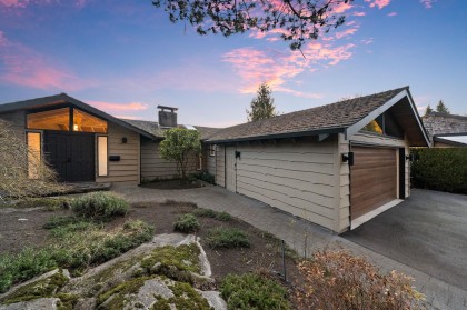 Photo 16 at 4570 Woodgreen Court, Cypress Park Estates, West Vancouver