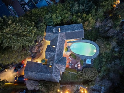 Photo 3 at 4570 Woodgreen Court, Cypress Park Estates, West Vancouver